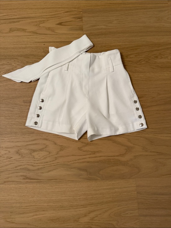 Dynamite Pants - Dynamite White High-Waist Pleated Shorts with Side Buttons